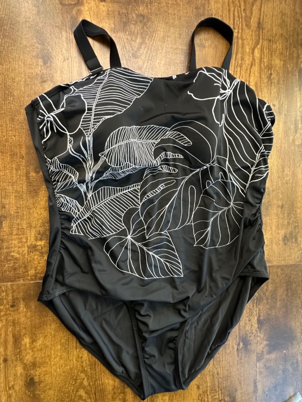 Susan Graver Soleil Black White Tropical Monstera Leaf One-Piece Swim Dress 18W